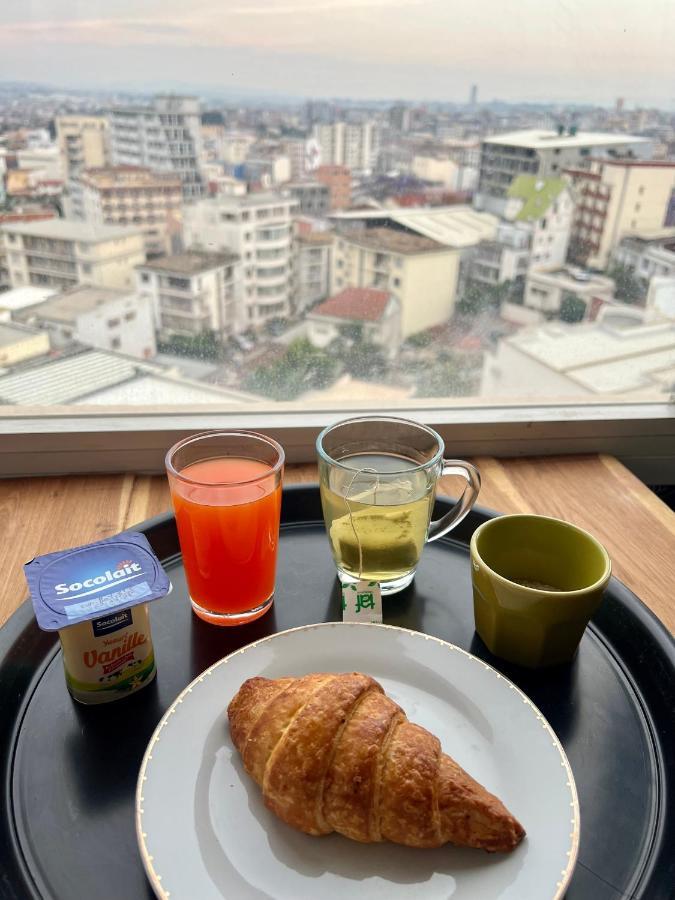 Hotel Le Pousse Pousse อันตานานารีโว ภายนอก รูปภาพ
