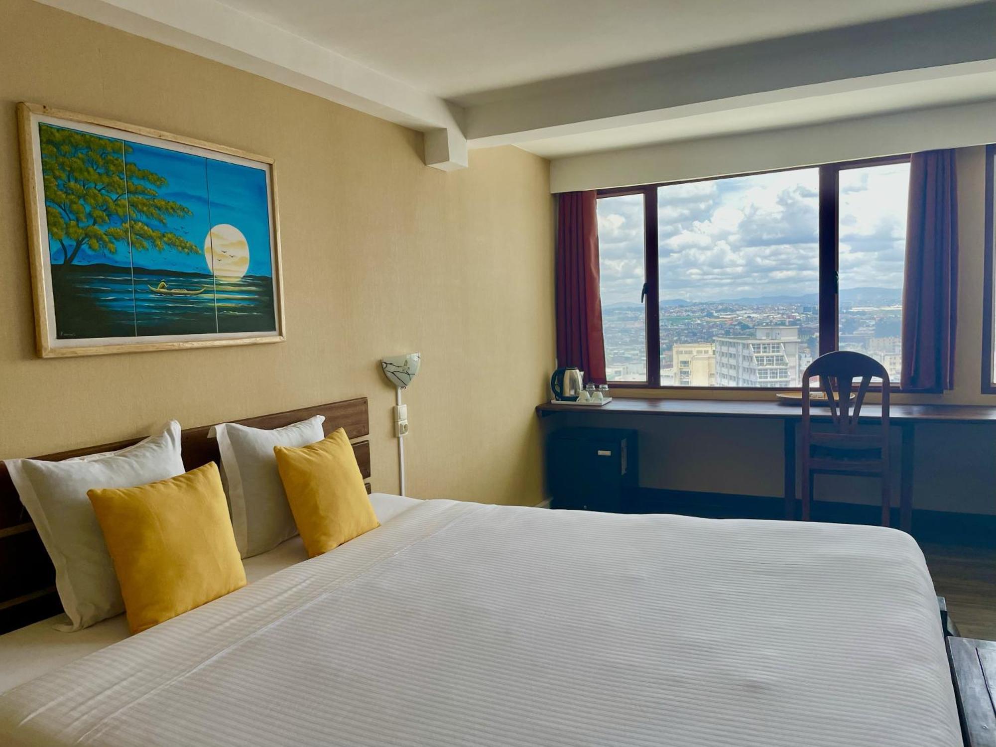 Hotel Le Pousse Pousse อันตานานารีโว ภายนอก รูปภาพ