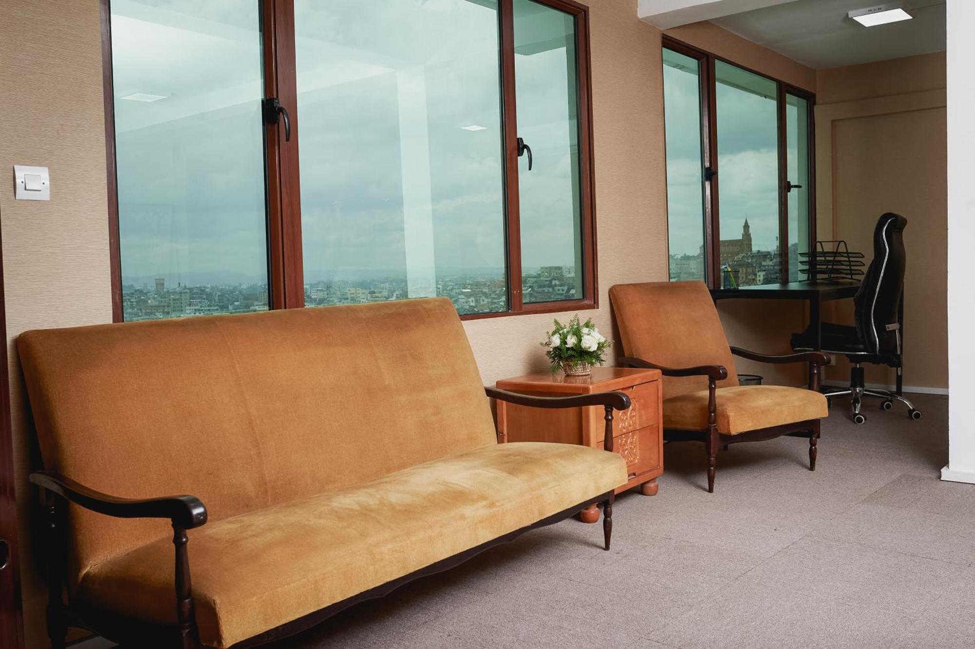 Hotel Le Pousse Pousse อันตานานารีโว ภายนอก รูปภาพ